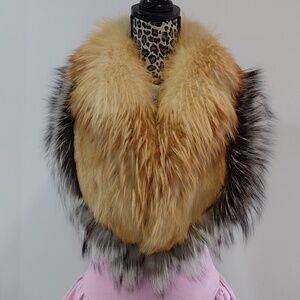 Luxurious Victorian  Real Fox Fur Collar
